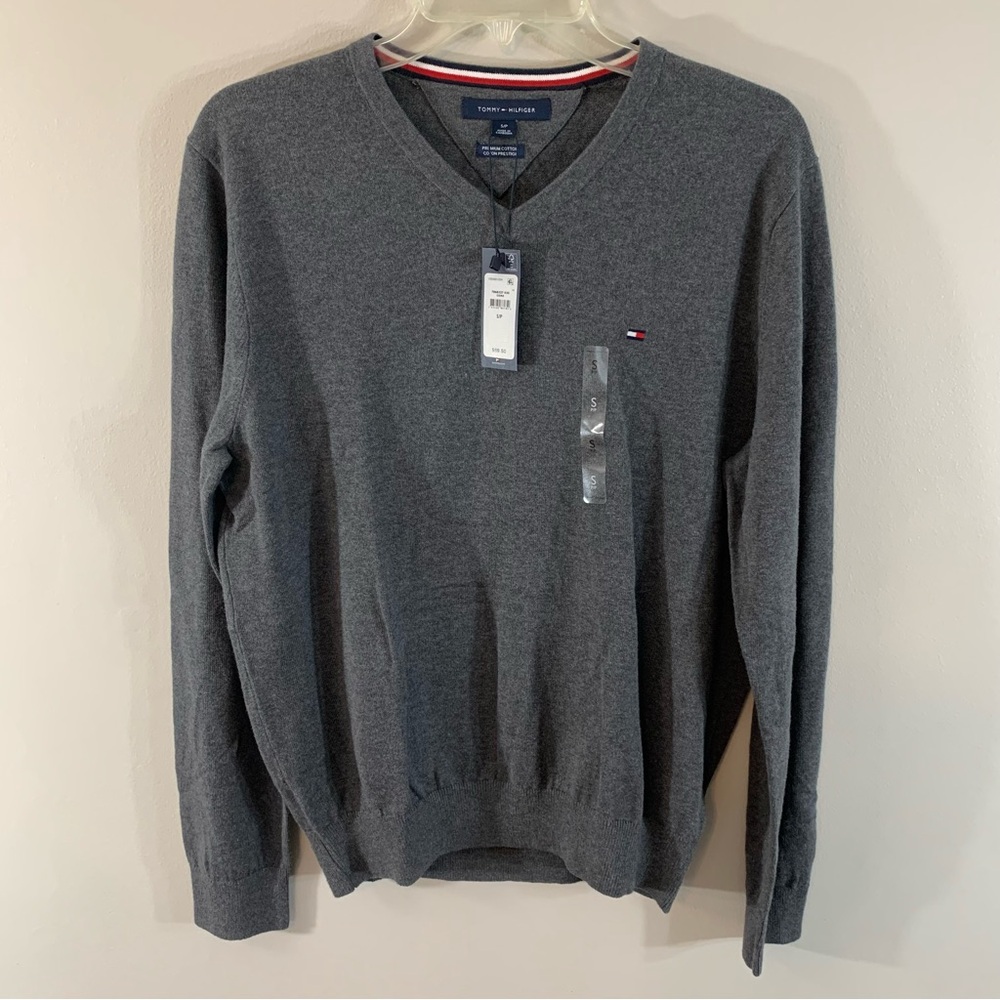 Tommy Hilfiger Pull Over Sweatshirt size Small Gray